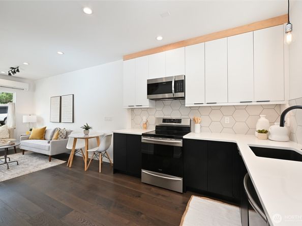 6302 26th Avenue NW, Seattle WA 98107