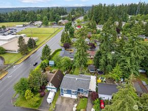 22718 1st Place W, Bothell WA 98021