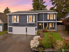 22718 1st Place W, Bothell WA 98021