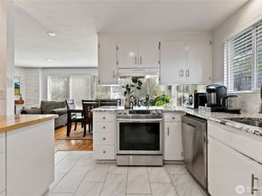 22309 115th Place SE, Kent WA 98031
