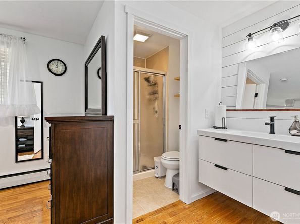 22309 115th Place SE, Kent WA 98031