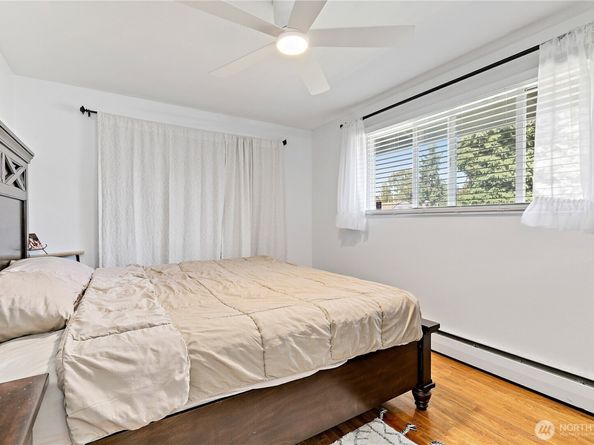 22309 115th Place SE, Kent WA 98031