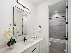 14140 SE 8th Street, Bellevue WA 98007