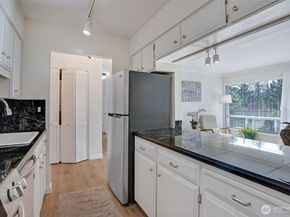 550 Elm Way 408, Edmonds WA 98020