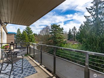 550 Elm Way