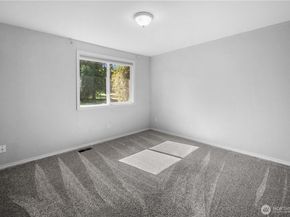 18610 NE 157th Place, Woodinville WA 98072