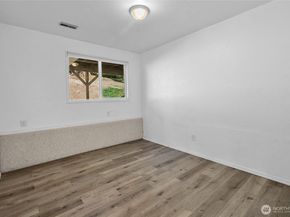 18610 NE 157th Place, Woodinville WA 98072