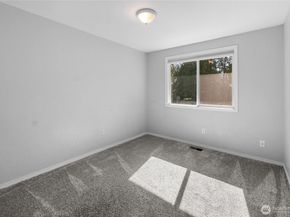 18610 NE 157th Place, Woodinville WA 98072