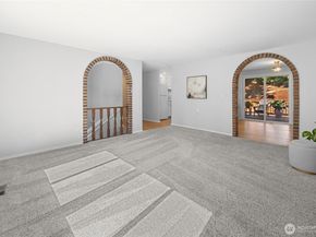 18610 NE 157th Place, Woodinville WA 98072