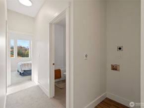 8612 37th Avenue S A, Seattle WA 98118