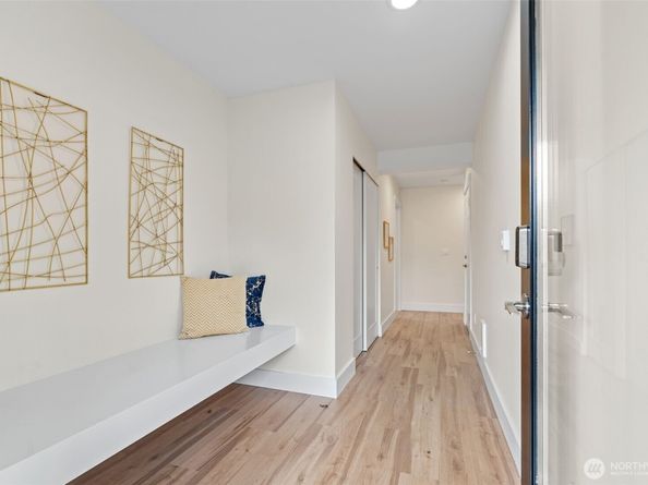8612 37th Avenue S A, Seattle WA 98118