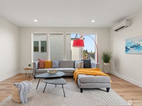 8612 37th Avenue S A, Seattle WA 98118
