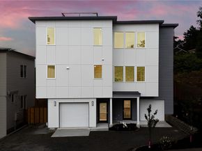 8612 37th Avenue S A, Seattle WA 98118