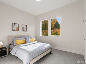 8612 37th Avenue S A, Seattle WA 98118