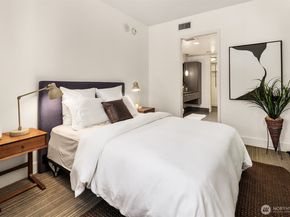 820 Blanchard Street 1209, Seattle WA 98121