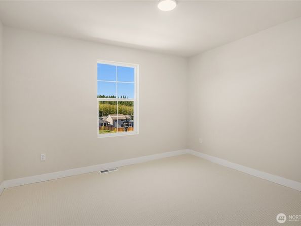 23490 Marinwood Circle NE 1212, Kingston WA 98370