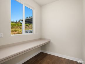 23490 Marinwood Circle NE 1212, Kingston WA 98370