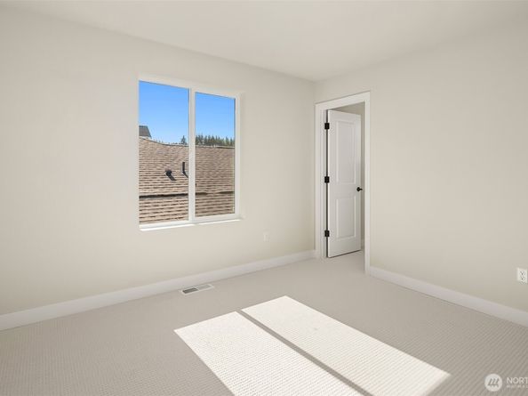 23490 Marinwood Circle NE 1212, Kingston WA 98370