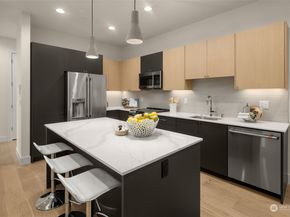 12710 NE 72nd Street, Kirkland WA 98033
