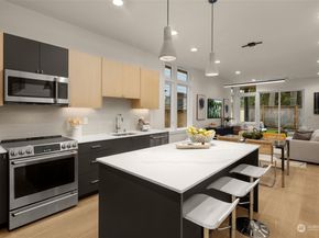 12710 NE 72nd Street, Kirkland WA 98033