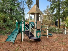 12710 NE 72nd Street, Kirkland WA 98033