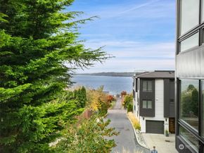 23840 7 Avenue S B101, Des Moines WA 98198