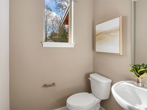 26540 NE 143rd Circle NE 33C, Duvall WA 98019