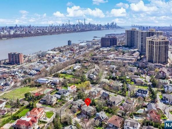 50 Claremont Road, Fort Lee NJ 07024