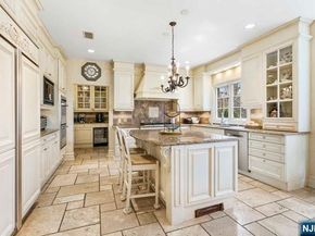 50 Claremont Road, Fort Lee NJ 07024