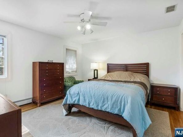 50 Claremont Road, Fort Lee NJ 07024