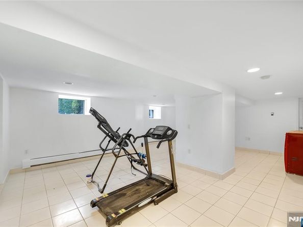 519 Summit Avenue, Fort Lee NJ 07024