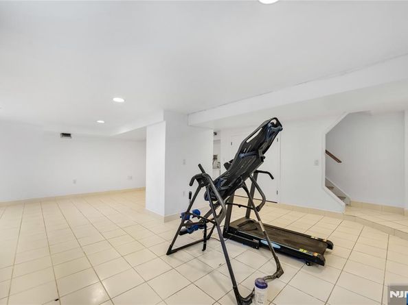 519 Summit Avenue, Fort Lee NJ 07024