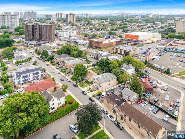 519 Summit Avenue, Fort Lee NJ 07024