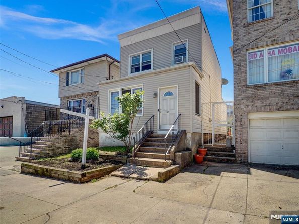 24 54th Street, Bayonne NJ 07002
