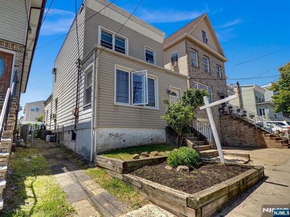 24 54th Street, Bayonne NJ 07002