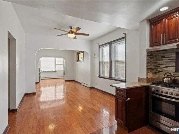 436 Undercliff Avenue, Edgewater NJ 07020