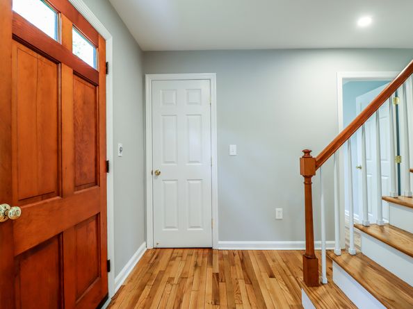 17 Alan Avenue, Danbury CT 06811