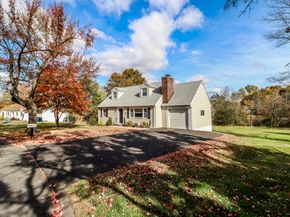 17 Alan Avenue, Danbury CT 06811