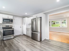 17 Alan Avenue, Danbury CT 06811