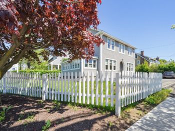 189 East Avenue