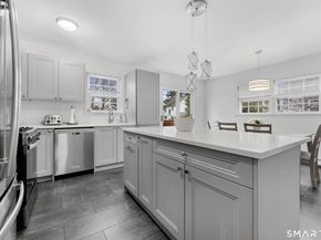 10 Maple Drive, Greenwich CT 06870