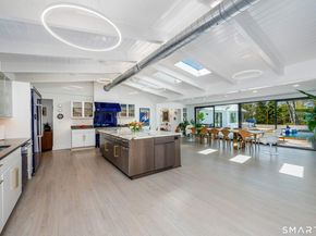 8 Pasture Lane, Darien CT 06820