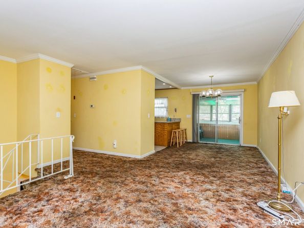 10 Freedman Drive, Norwalk CT 06854