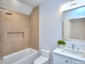 19 E Horseshoe Lane, Westport CT 06880