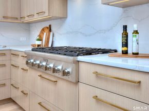 19 E Horseshoe Lane, Westport CT 06880