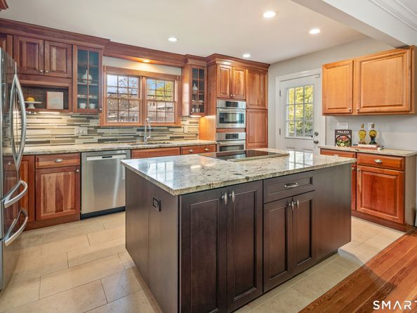 17 Loren Lane, Westport CT 06880