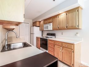 28 Rollingwood Drive 28, Brookfield CT 06804