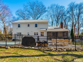 19 Oriole Drive, Norwalk CT 06851