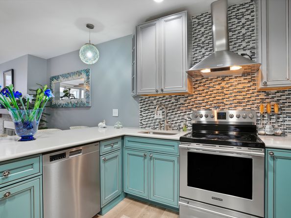 98 Southfield Avenue 101, Stamford CT 06902