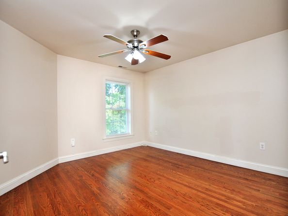 1-1/2 Colony Place, Norwalk CT 06851
